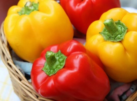 ГОСТ 31654-2012Согласно ГОСТ, отборная категория имеет массу одного яйца от 65 до 74,9 г.
